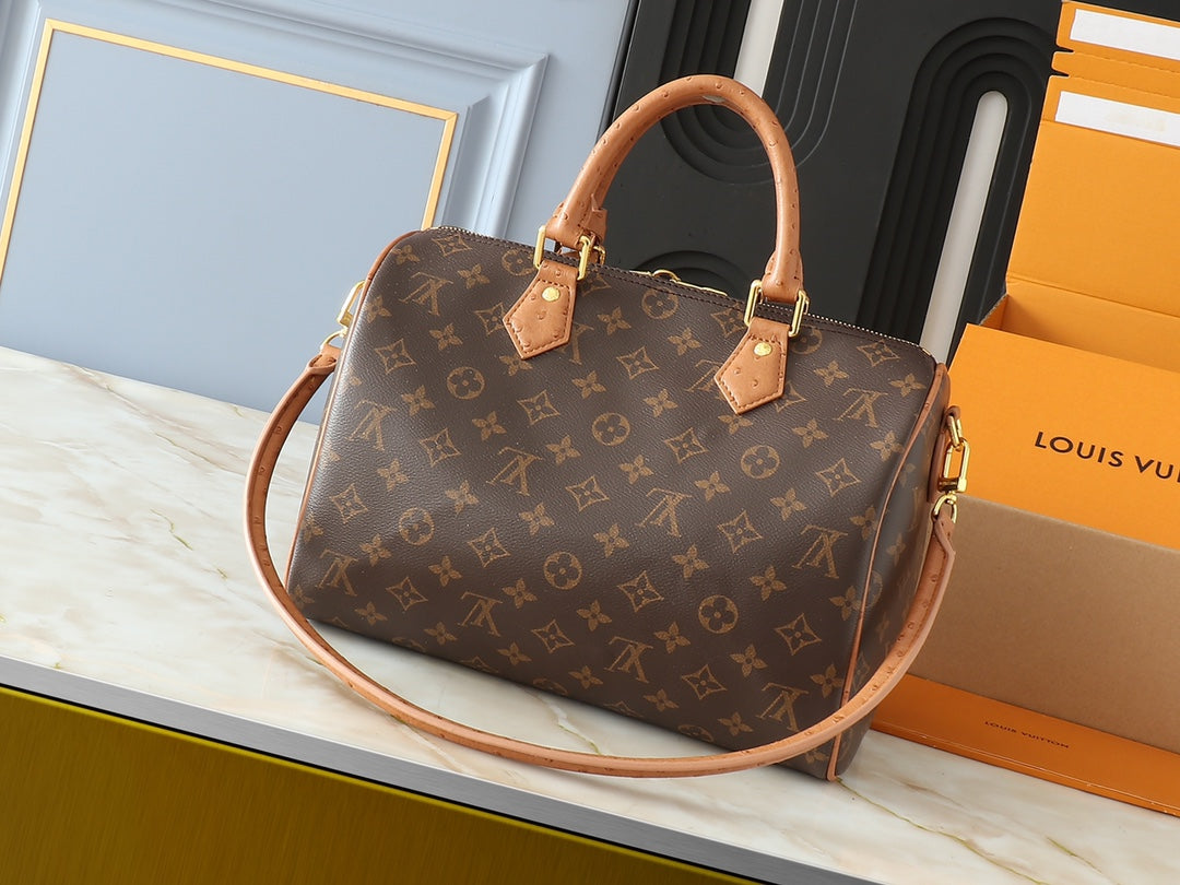 Elite Carryalls