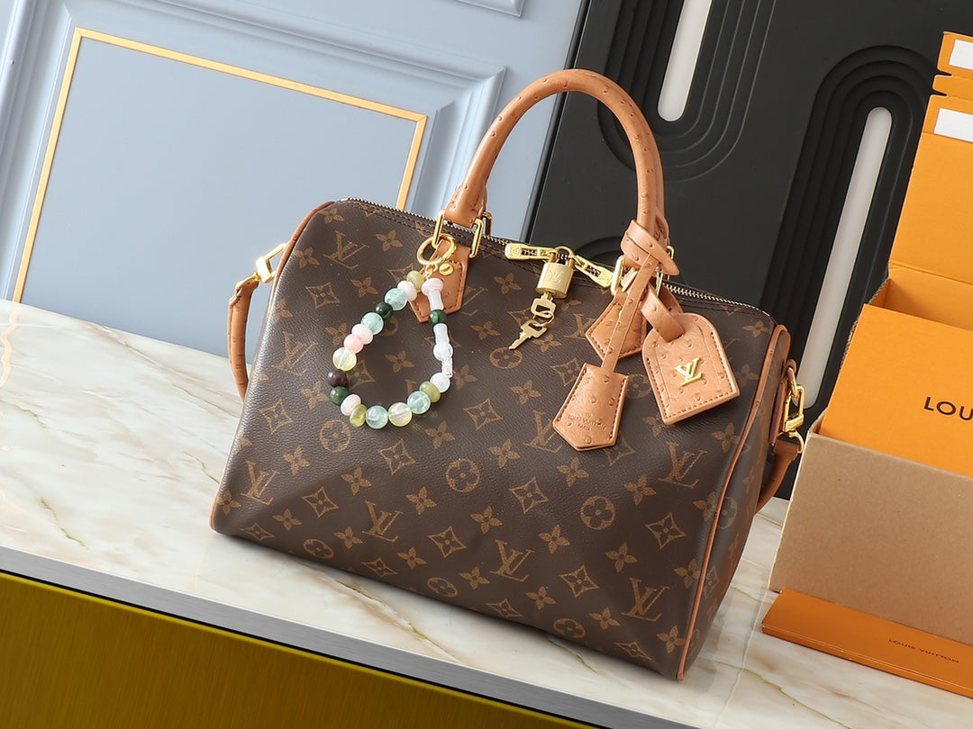Elite Carryalls