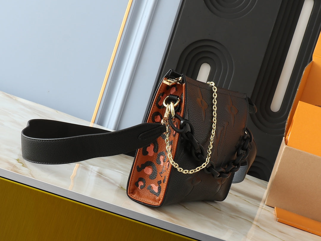 Elite Carryalls
