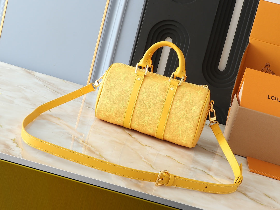 Elite Carryalls