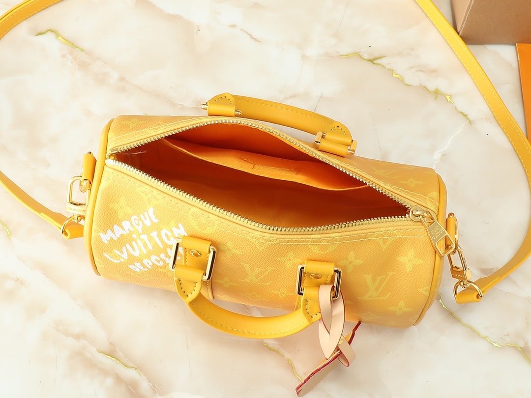 Elite Carryalls