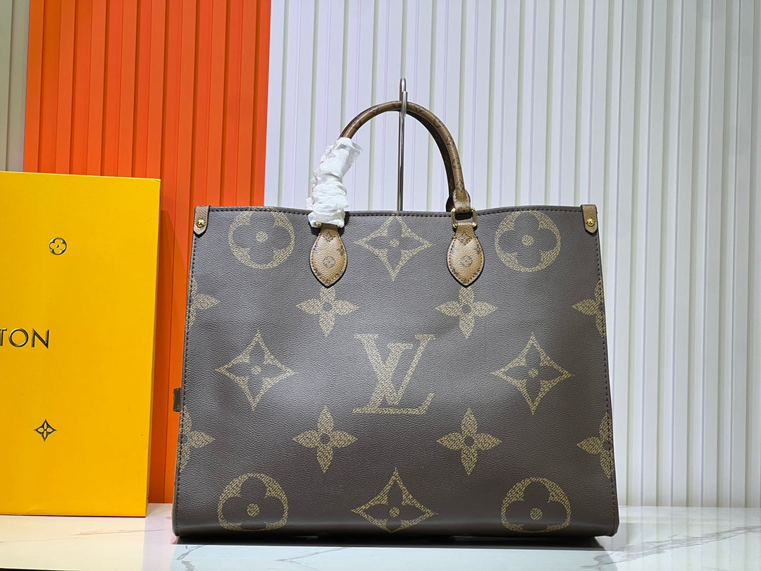 Elite Carryalls