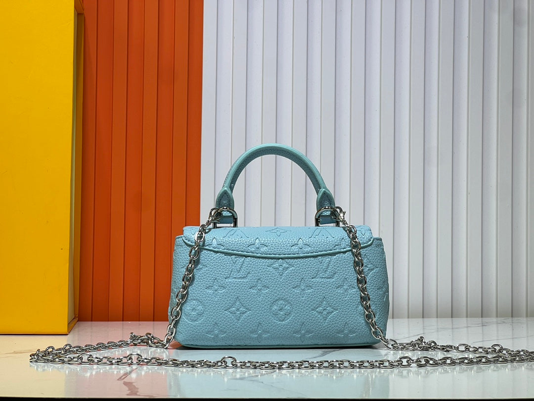 Elite Carryalls