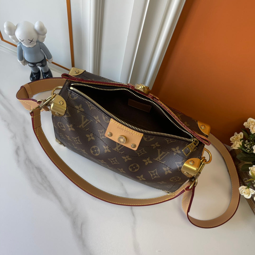 Elite Carryalls