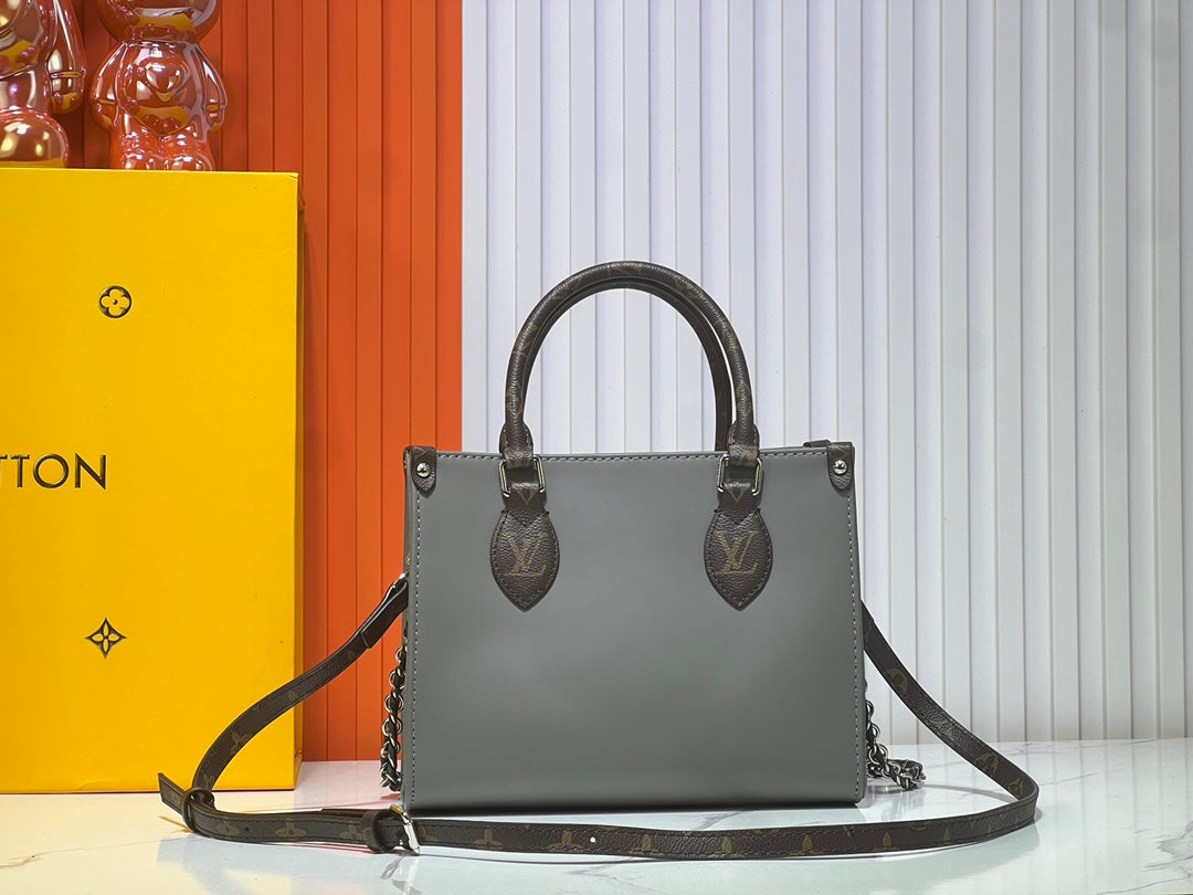 Elite Carryalls