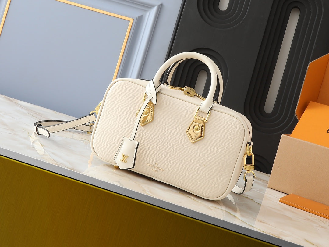 Elite Carryalls