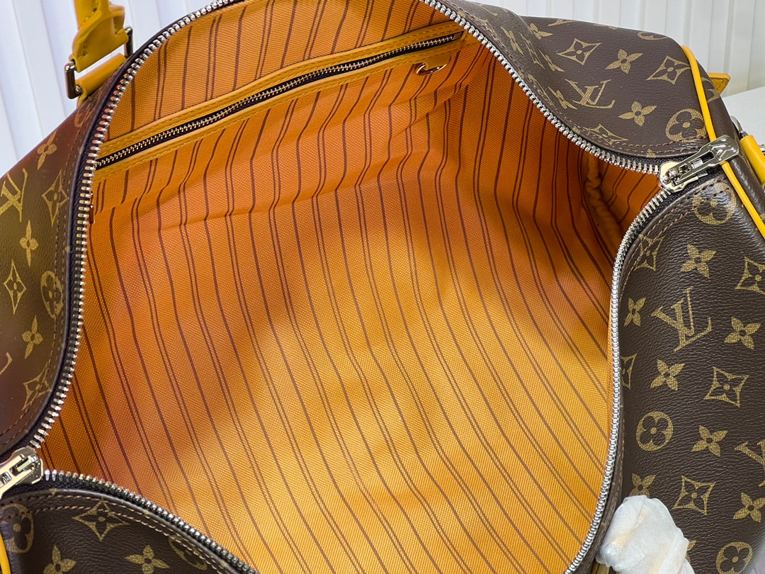 Elite Carryalls