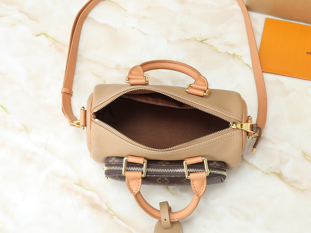 Elite Carryalls