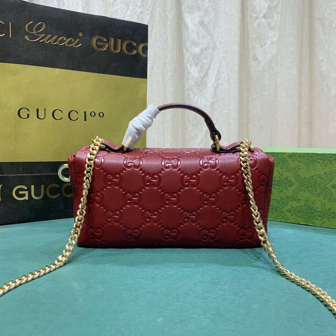 Elite Carryalls