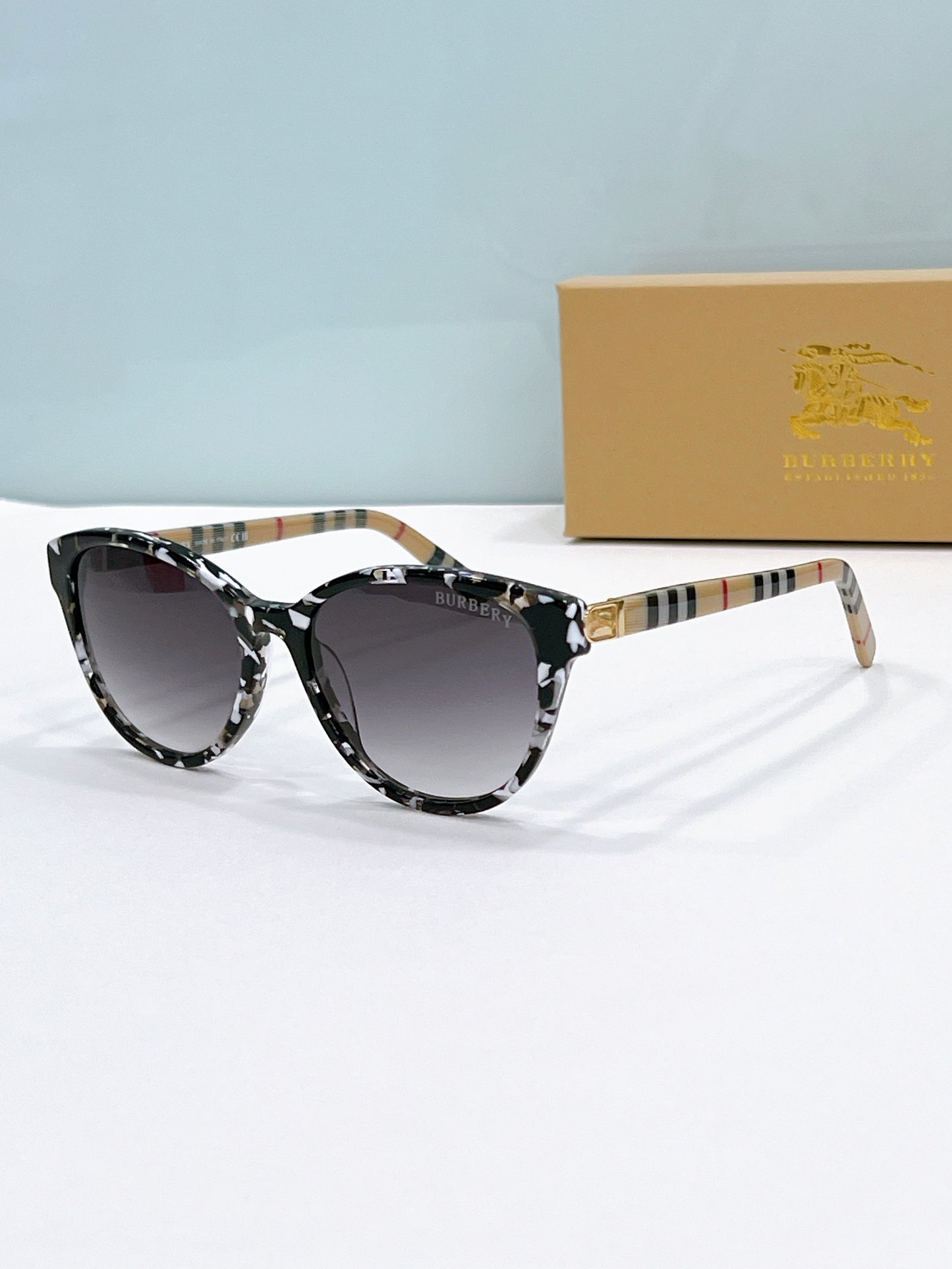 SUNGLASSES NEW ARRIVALS
