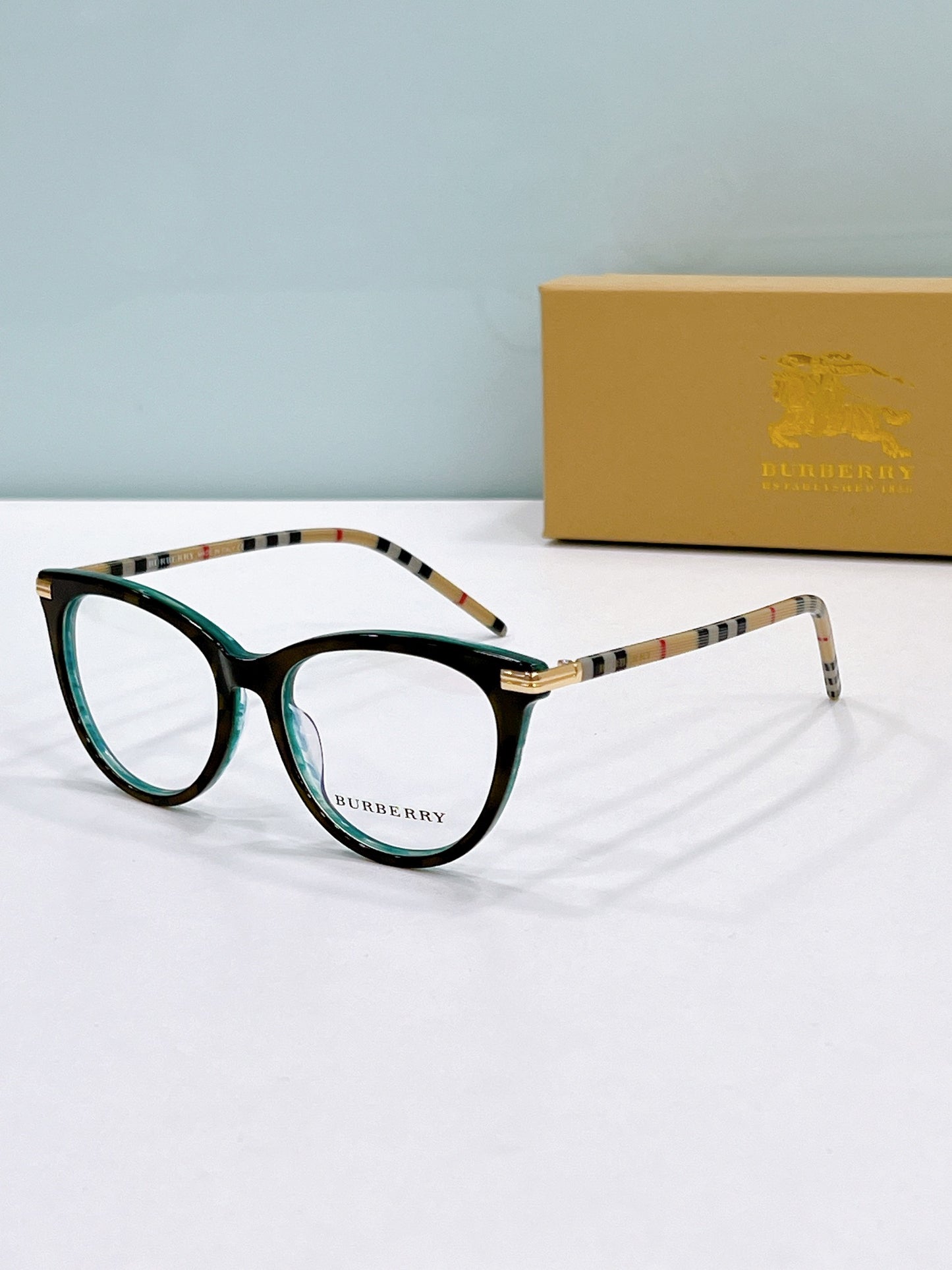 SUNGLASSES NEW ARRIVALS