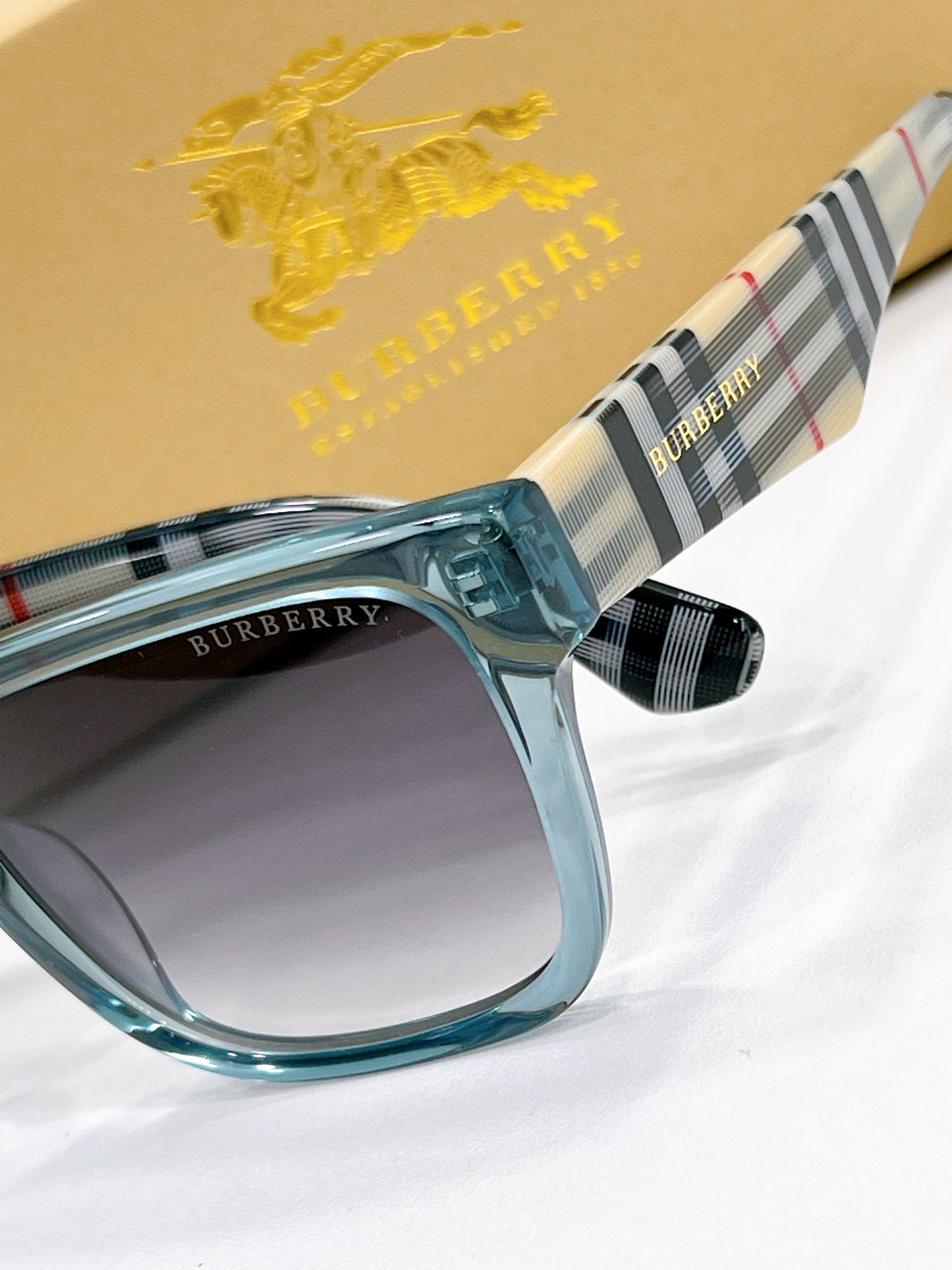 SUNGLASSES NEW ARRIVALS