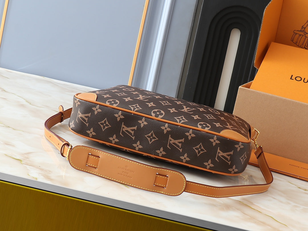 Elite Carryalls