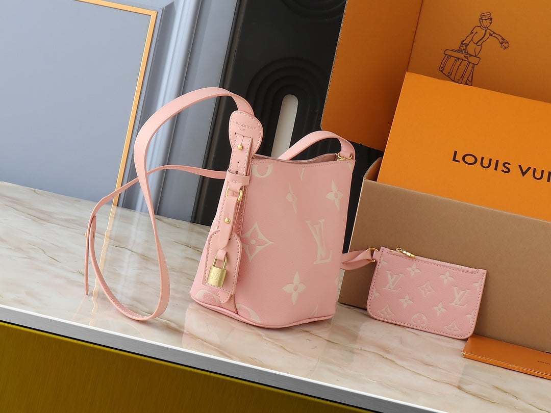 Elite Carryalls