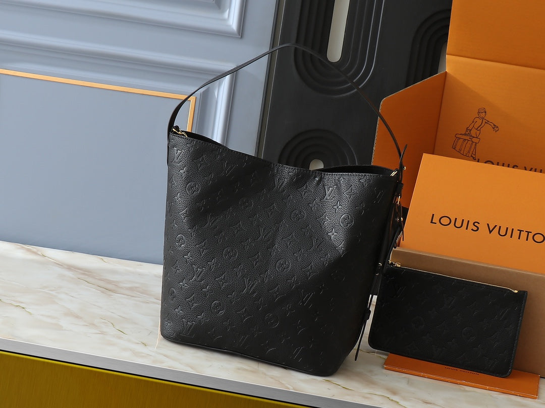 Elite Carryalls