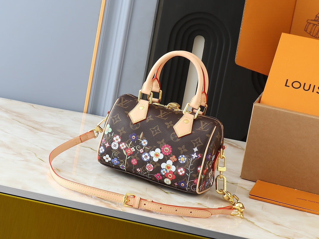 Elite Carryalls