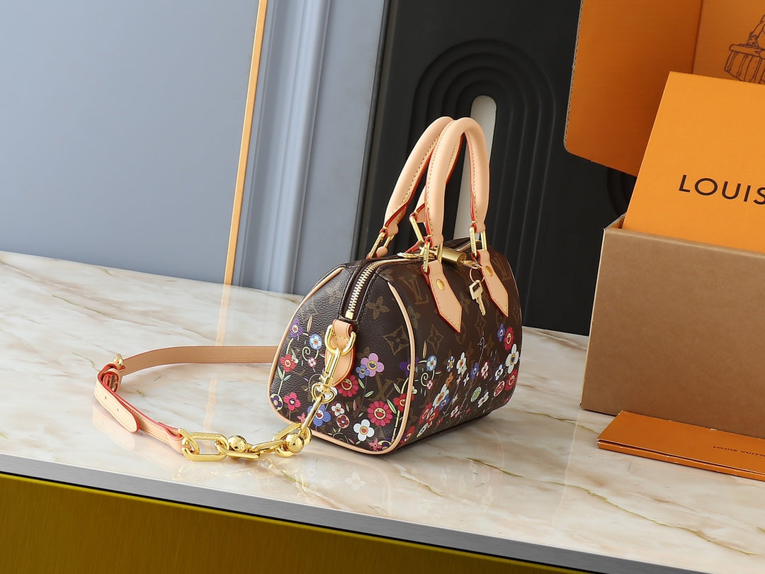 Elite Carryalls