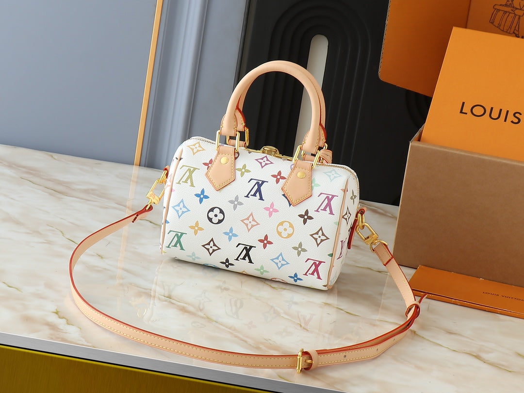 Elite Carryalls