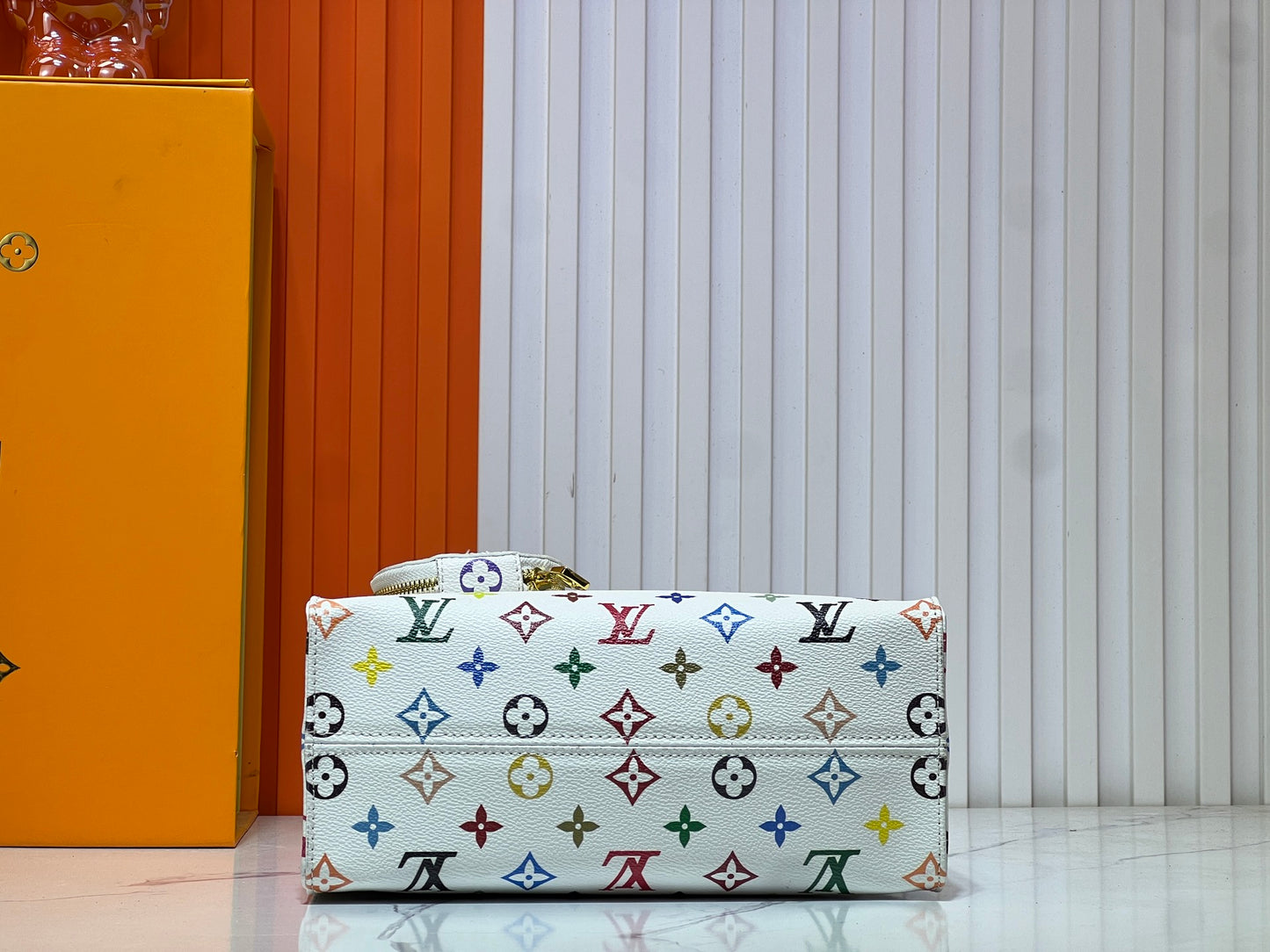 Elite Carryalls