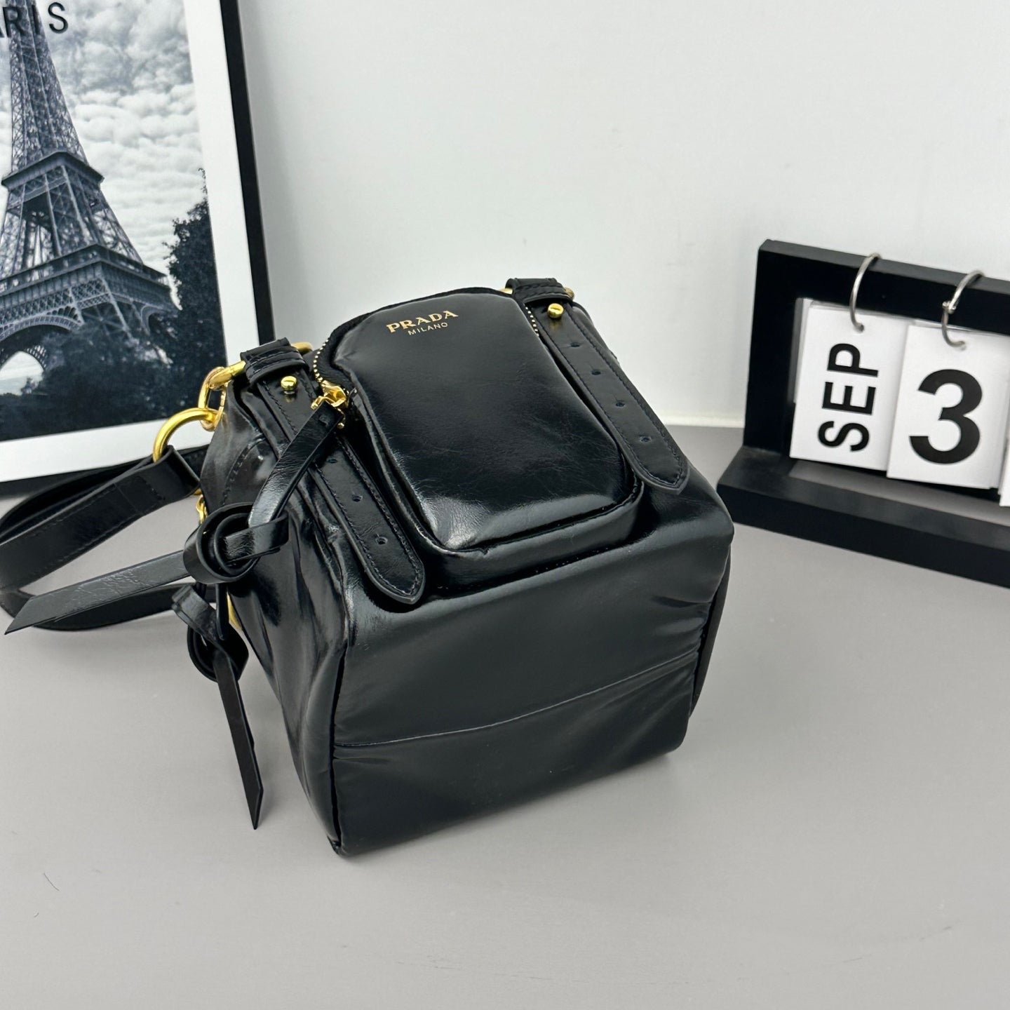 Elite Carryalls