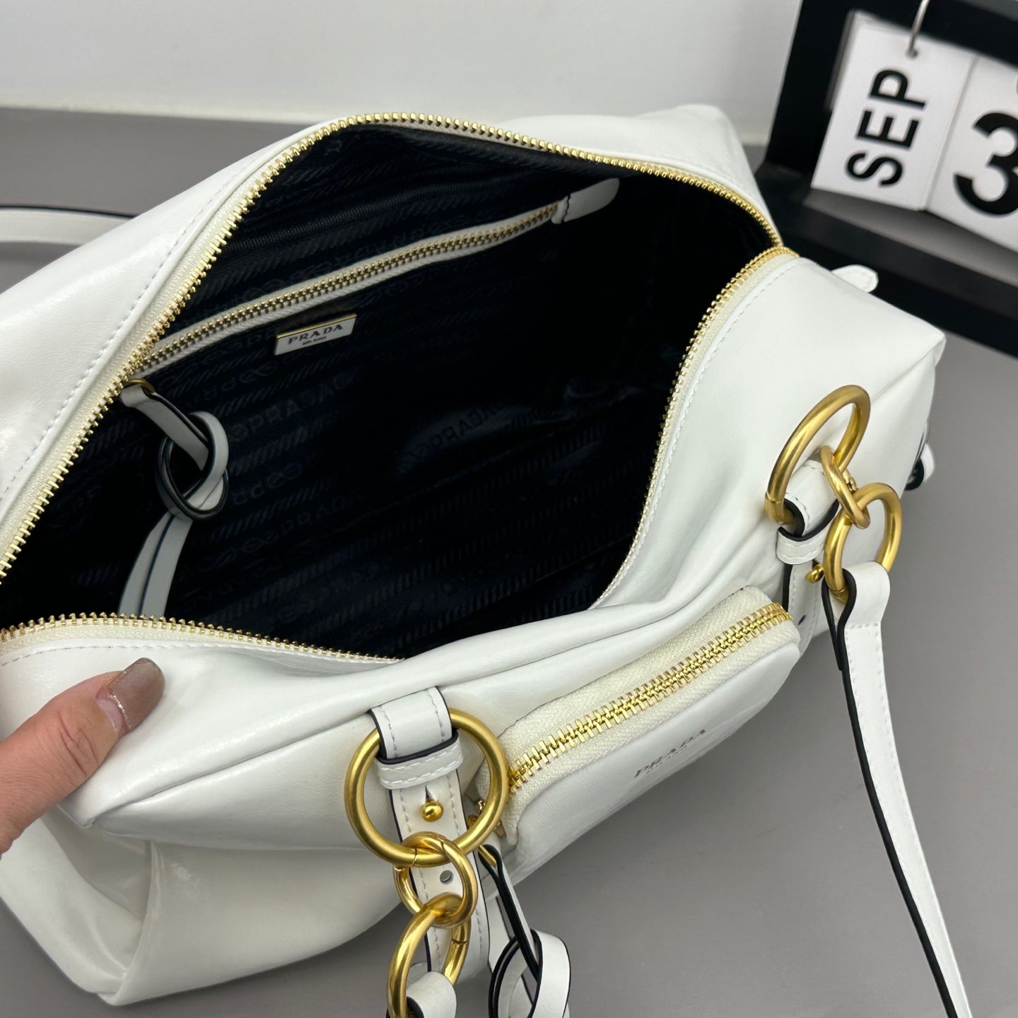 Elite Carryalls