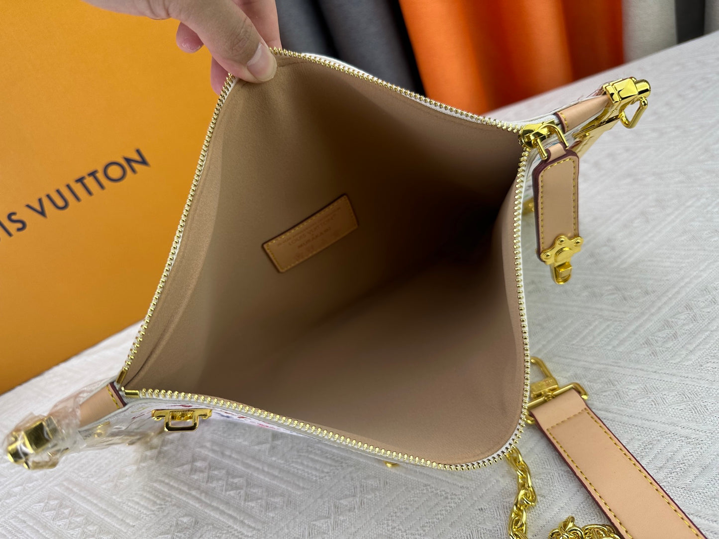 Elite Carryalls