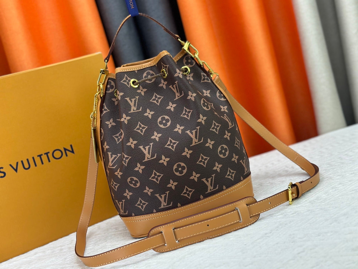 Elite Carryalls