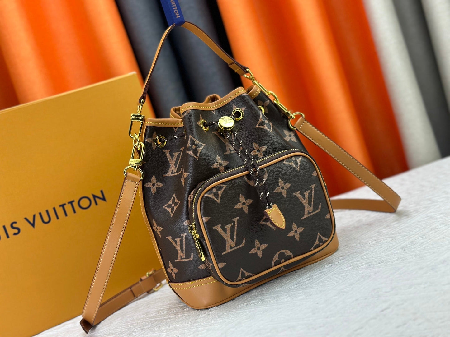 Elite Carryalls