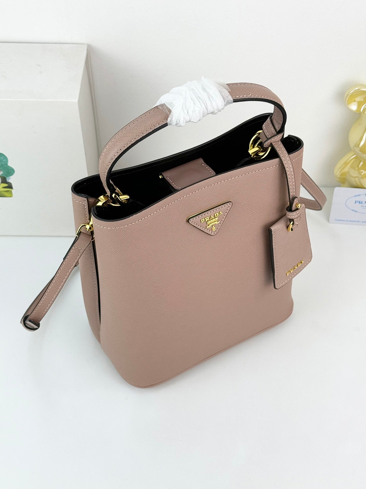 Elite Carryalls