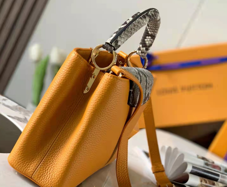 Elite Carryalls