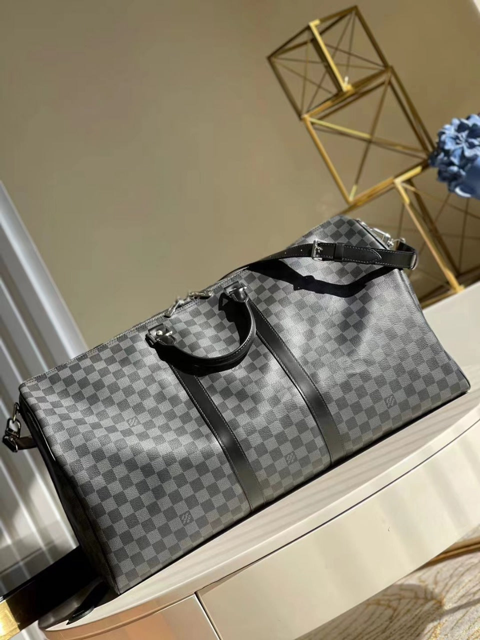 Elite Carryalls