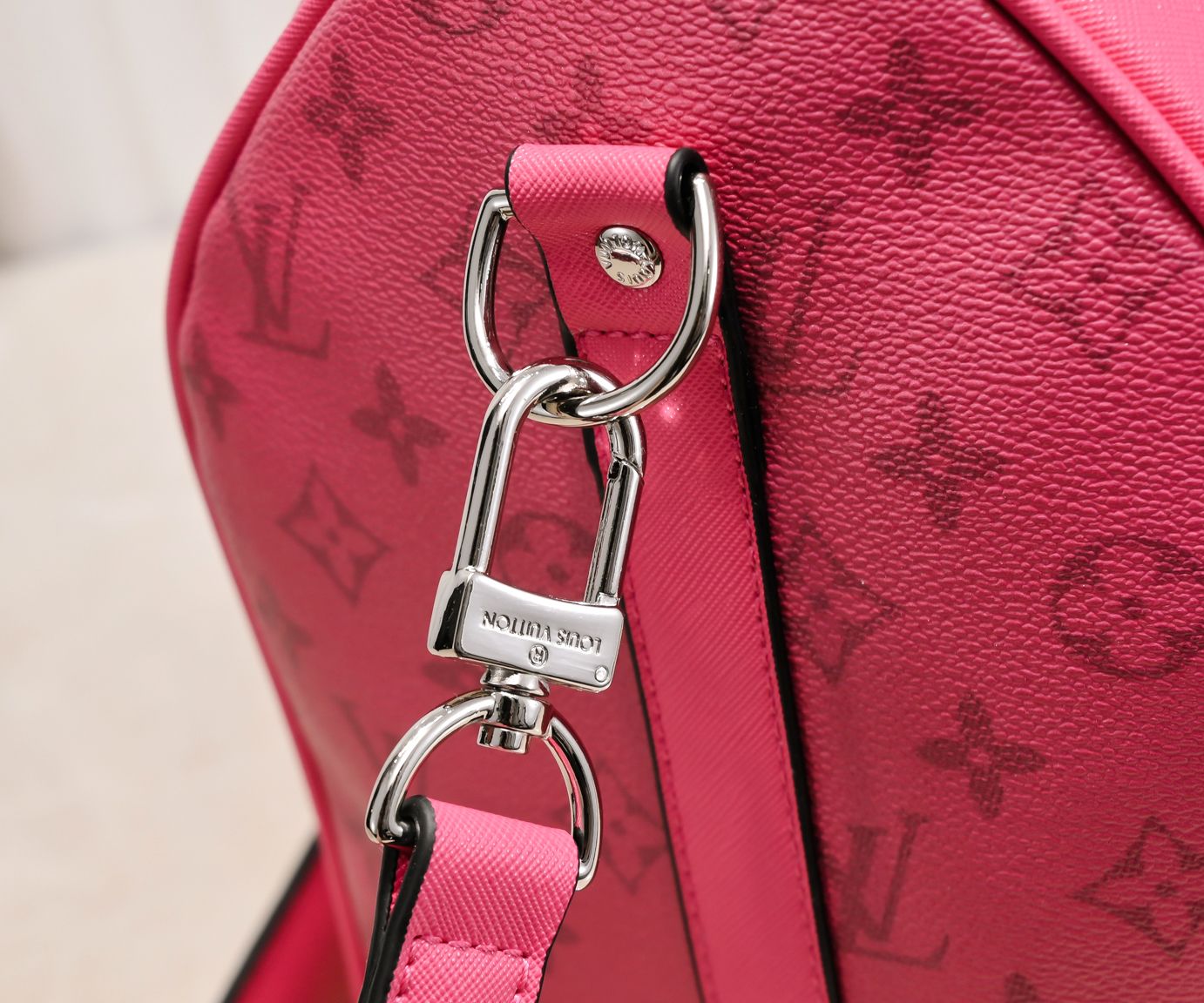 Elite Carryalls