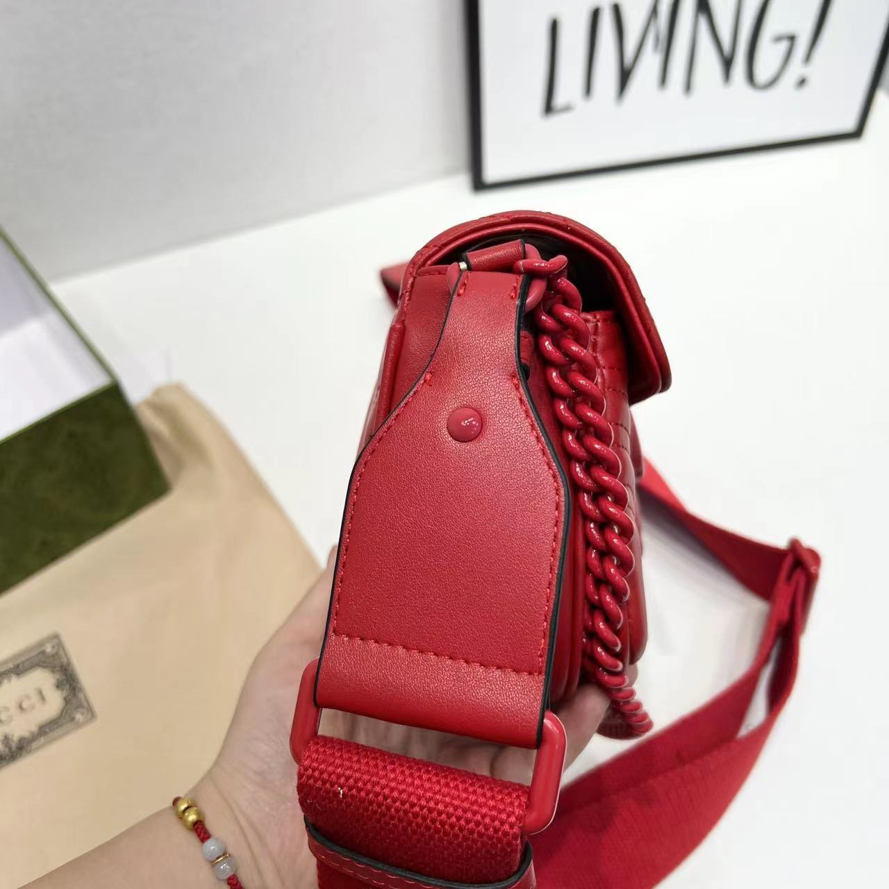 Elite Carryalls