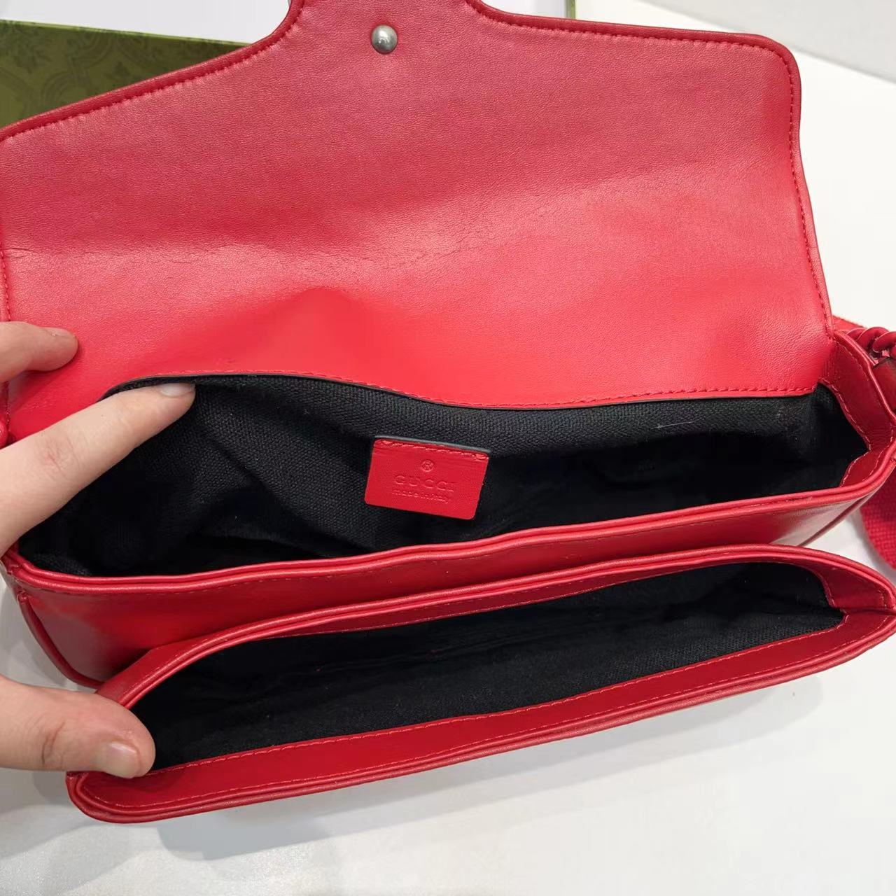Elite Carryalls
