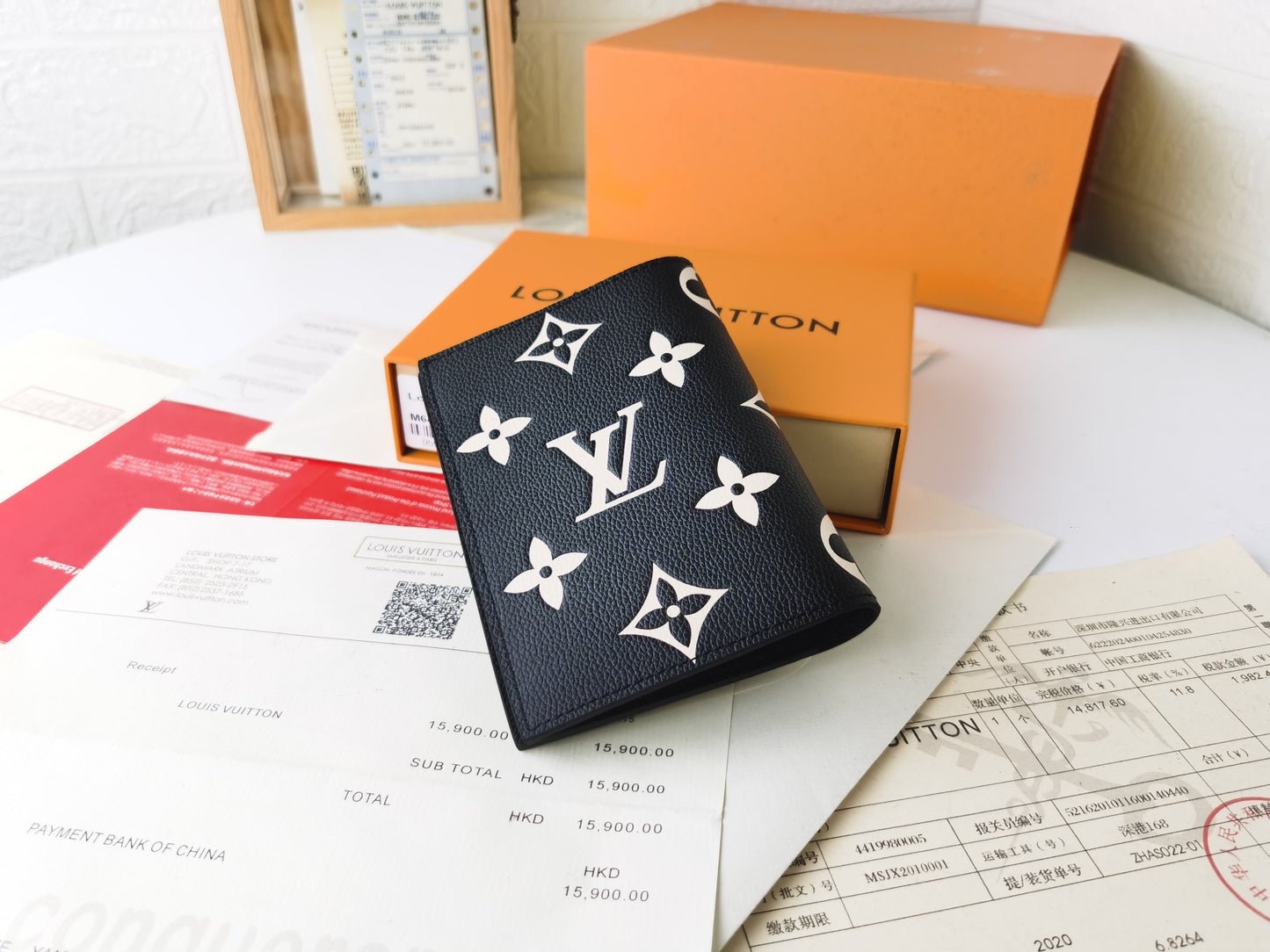 Elite Carryalls