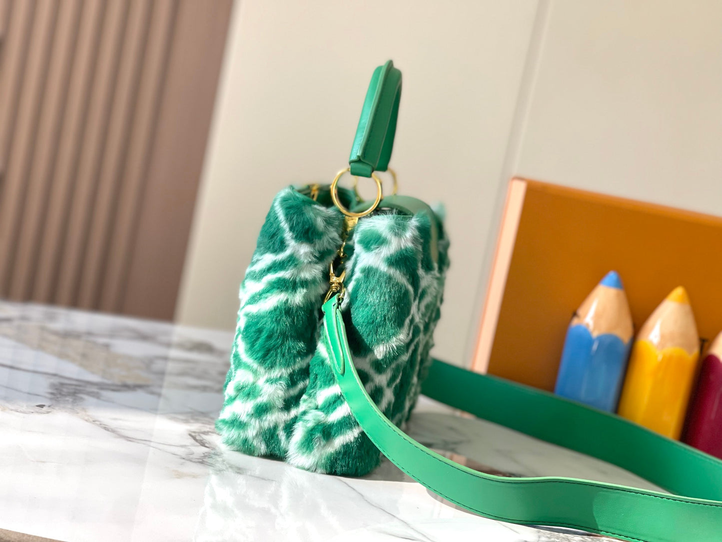 Elite Carryalls