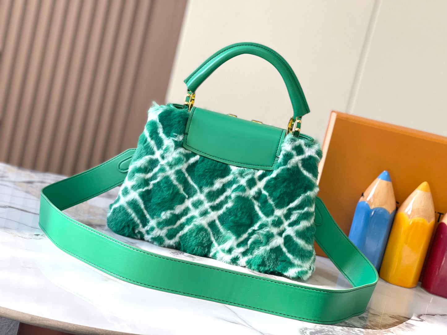 Elite Carryalls