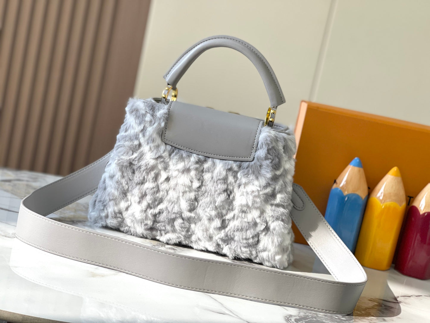 Elite Carryalls