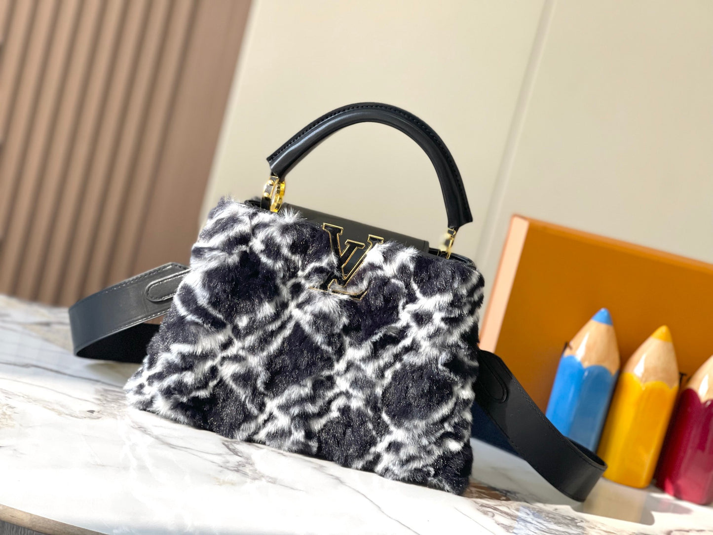 Elite Carryalls