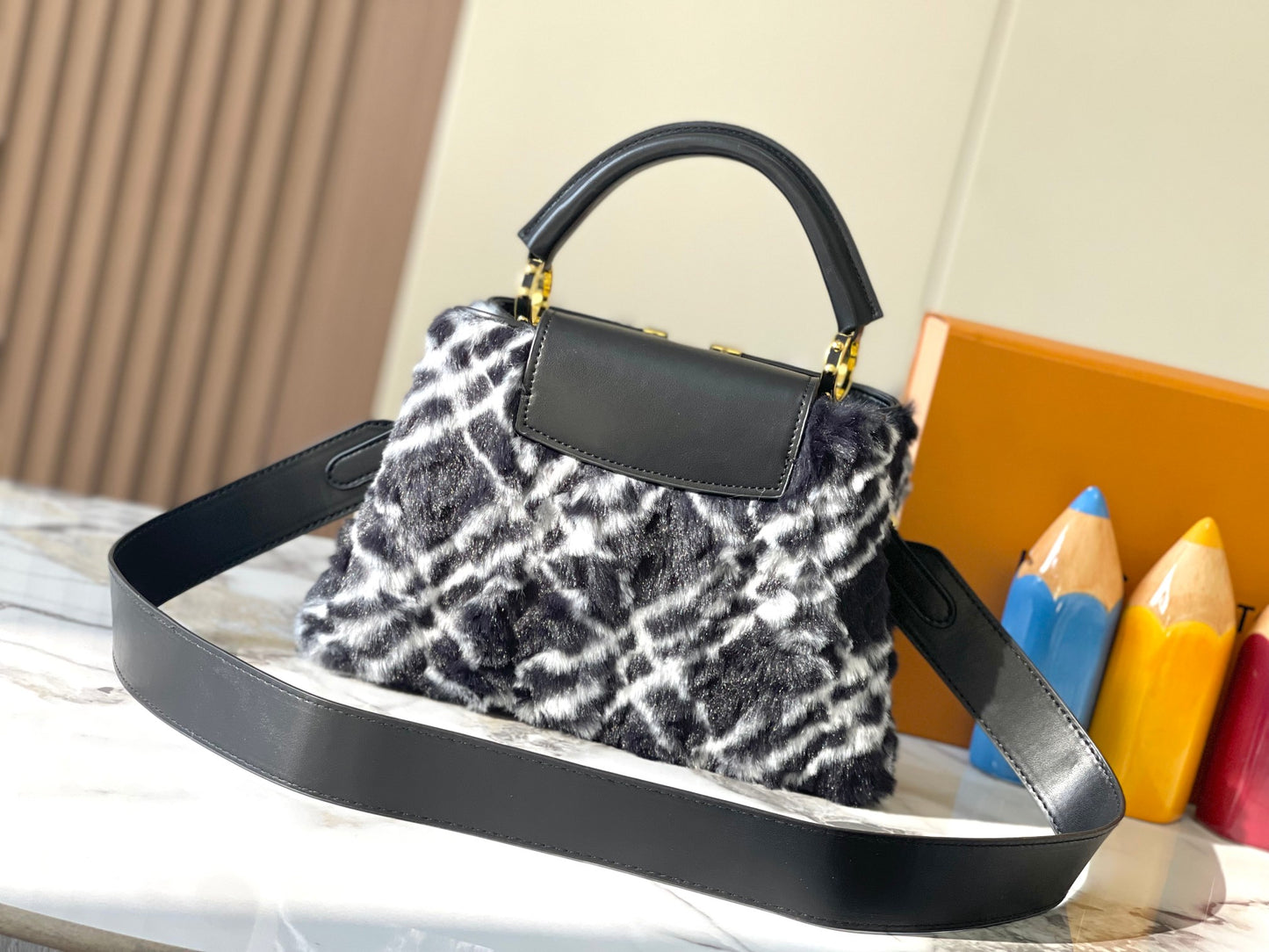 Elite Carryalls