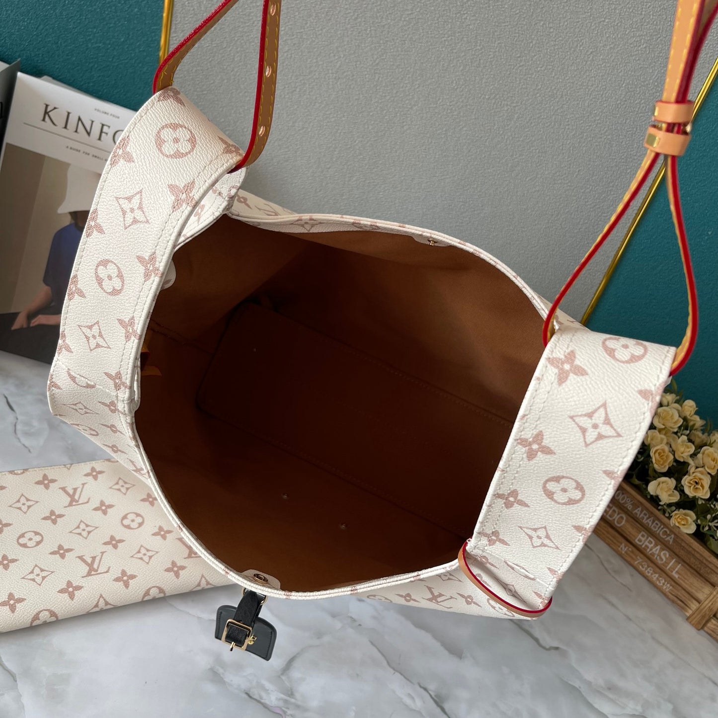 Elite Carryalls
