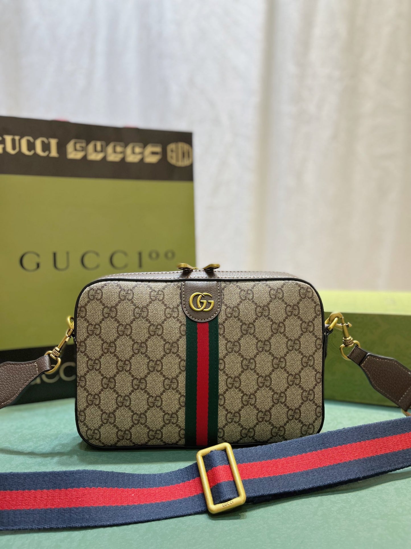 Elite Carryalls