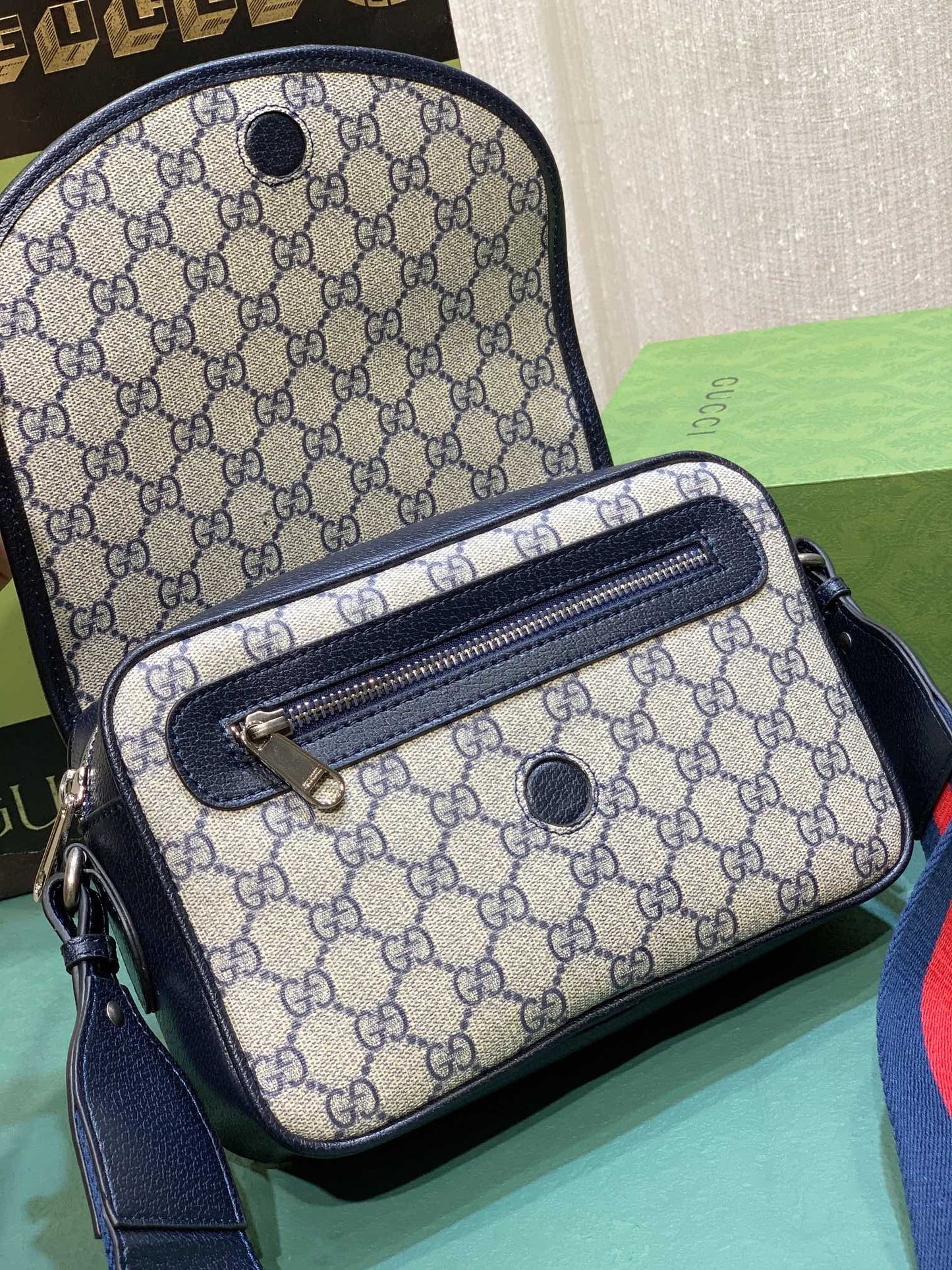 Elite Carryalls