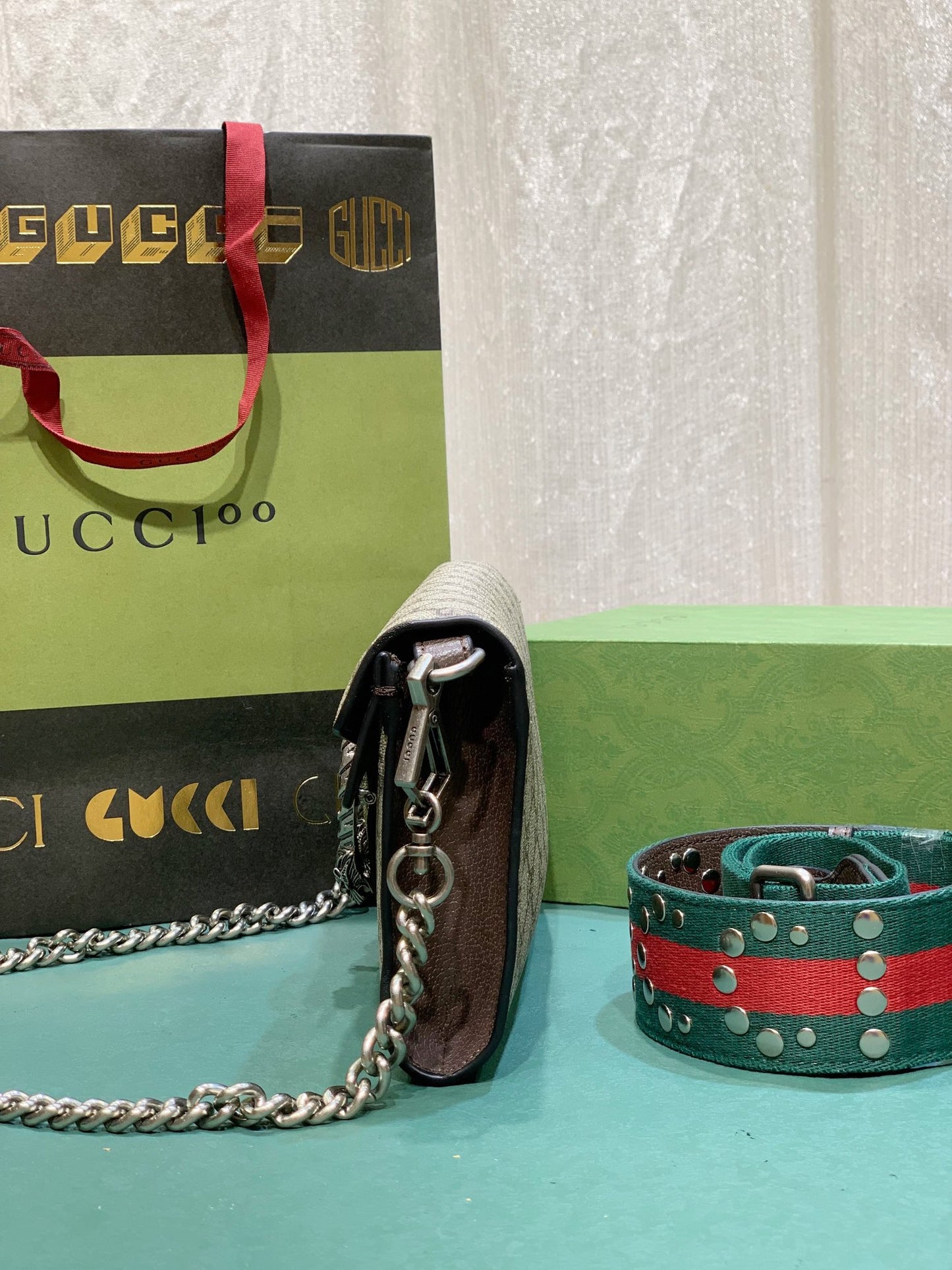 Elite Carryalls
