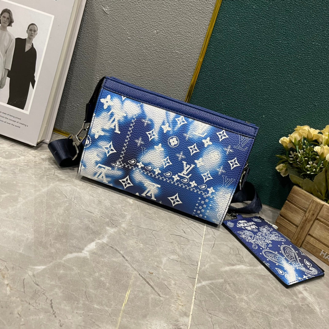 Elite Carryalls