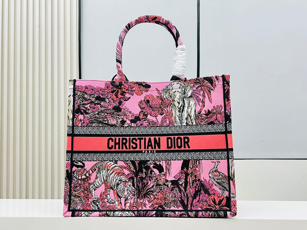 Elite Carryalls