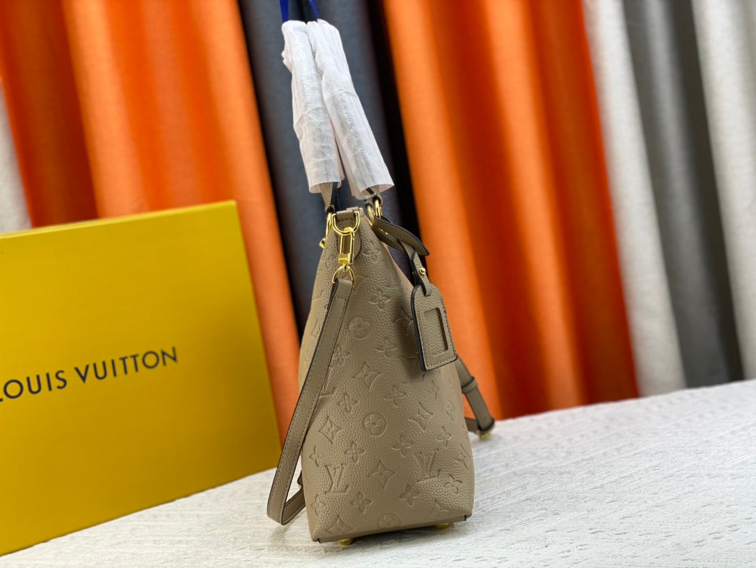 Elite Carryalls