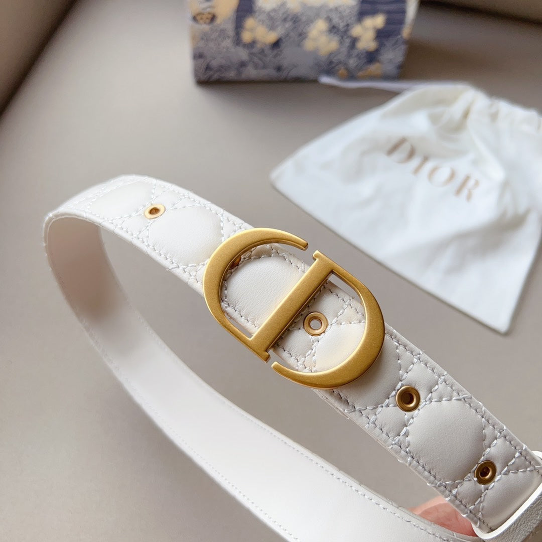 FASHION BELTS