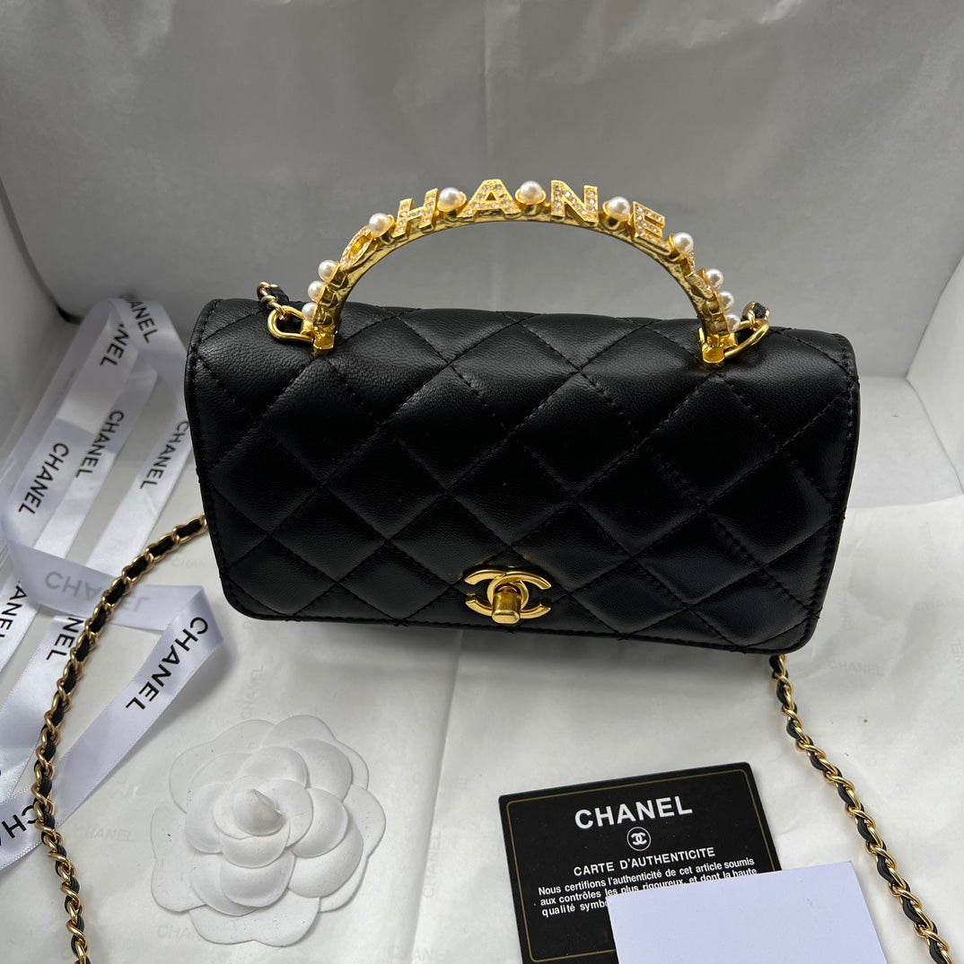 Elite Carryalls