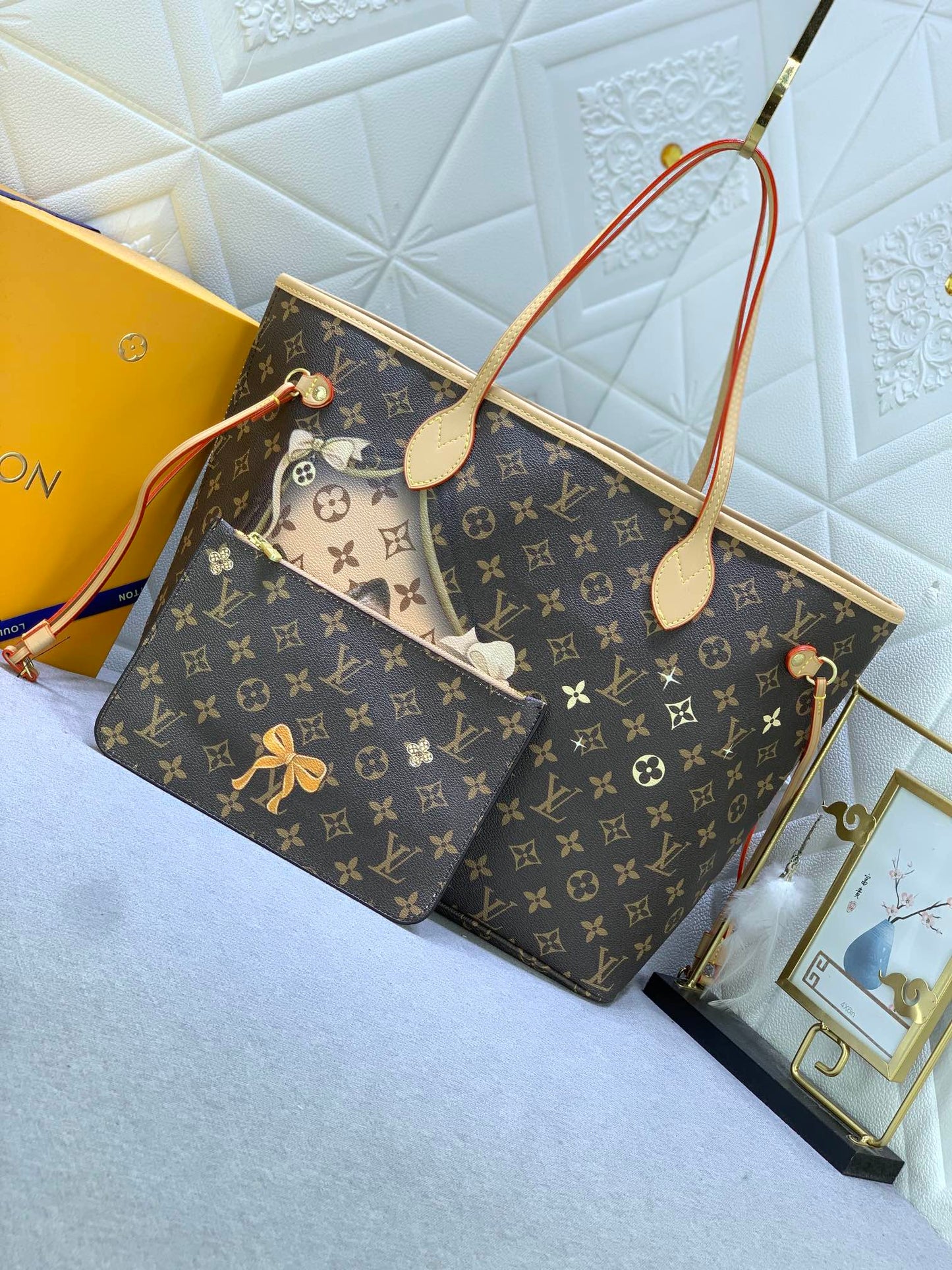 Elite Carryalls